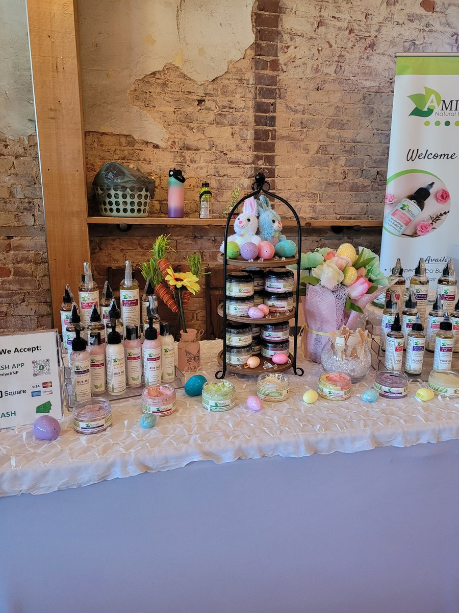 Happy Early Easter. Check us out at Slow Pour today from 2 to 5 pm. 🥚🐰
#easterdecor #easter #eastertheme #slowpoursundaymarket #slowpourbrewery #easterbunny