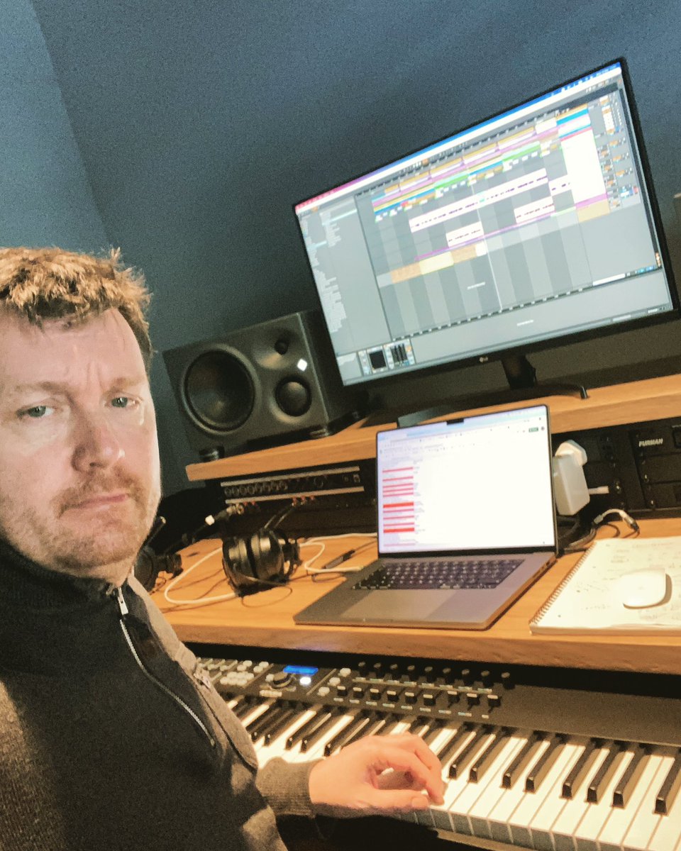 flashharrydj's tweet photo. It was great to spend a few days at @TileyardNorth this week, using the brand new TYX Studios as part of the LoFi Songwriting camp, with some incredible vocal talent! #studio #producer https://t.co/prYWgZlGkA