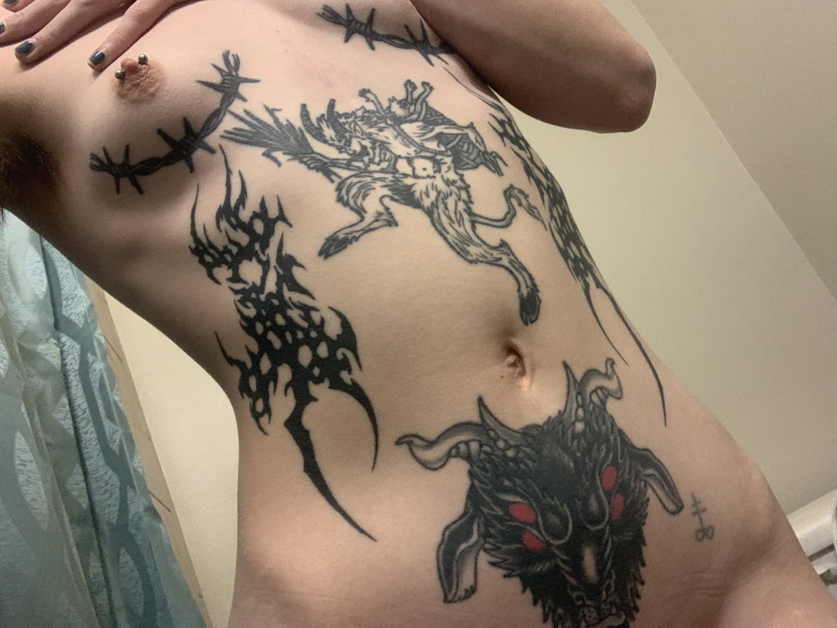 dumbitchan's tweet photo. thinking up my chest/neck tattoo…. https://t.co/GBGH0GpUKU
