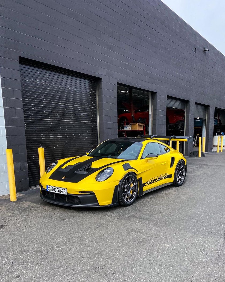 porsche_light's tweet photo. Beast https://t.co/6sB4RFQqo1