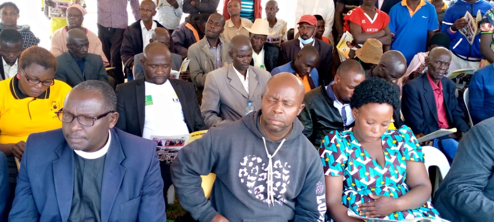 SDF_Sheema's tweet photo. Religious leaders (in Sheema municipality) have embarked on a campaign dubbed “Obumwe” which literally means unity. Here, they facilitate interfaith dialogue conversations within their community aimed at bridge building  under  #SheemaInterfaithProject funded by @usmissionuganda https://t.co/2PU0PNcCo2