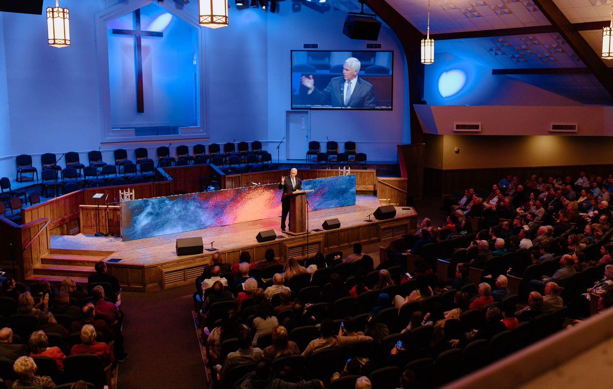 Mike Pence tweet media