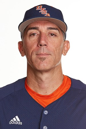 nextlevelbb's tweet photo. JYD's
18-3 and 10 wins in a row!
Something special is happening in San Antonio! Players...if the Roadrunners call...Listen! https://t.co/kr4cuGYRVP