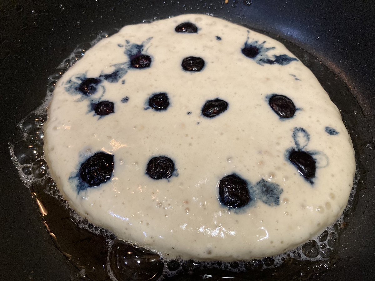 702Sunshine's tweet photo. Blueberry 🫐 oat protein pancakes w/ Honey 🍯 butter & a little powdered sugar cause it’s Sunday #BrunchDay 😁😍🫶🏼 https://t.co/6KmqI1gn1m