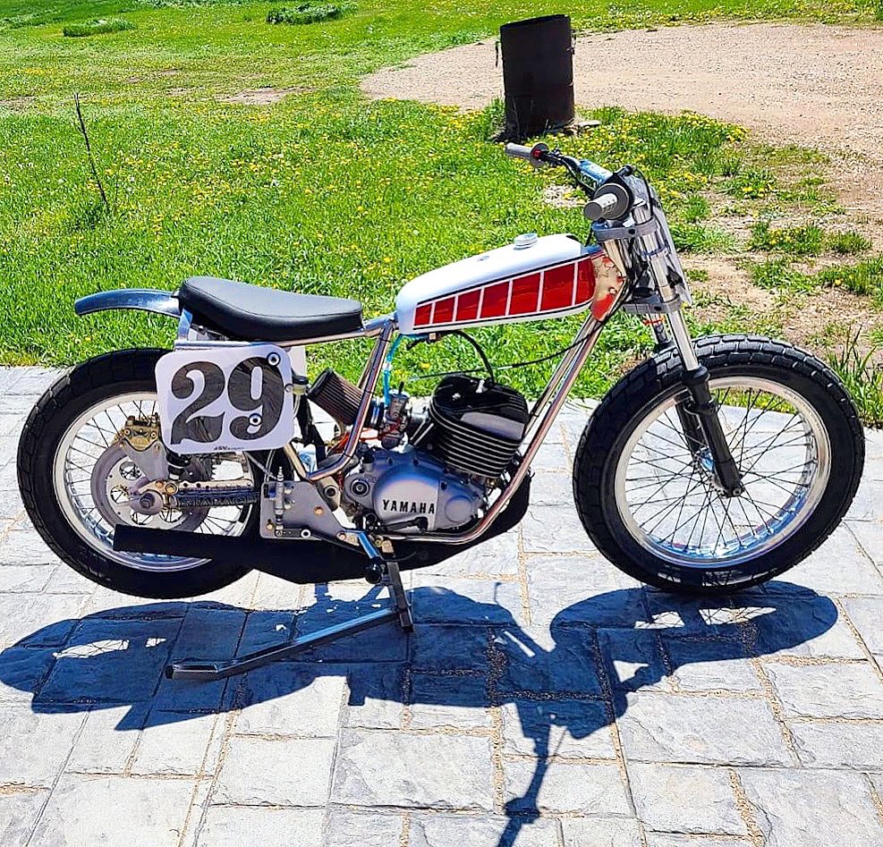 leftco_'s tweet photo. Matt Burge’s Staracer framed Yamaha 360 with the right hand shift 🤌🏼🏁 #flattrack #motorcycle https://t.co/FVzTU0iYZX