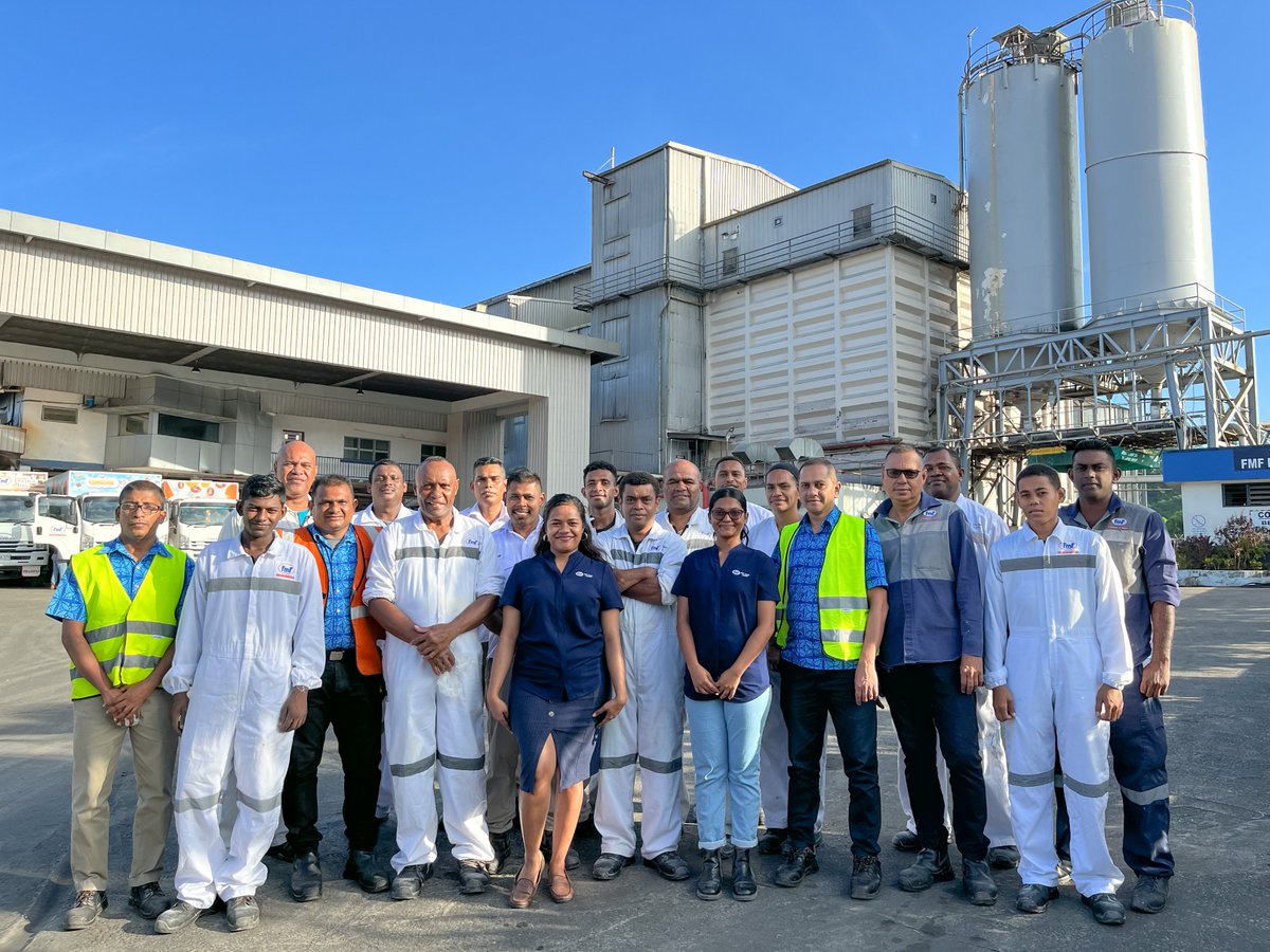 FMFFoods's tweet photo. Happy World Flour Day! Let's recognize the importance of flour and appreciate the hard work of millers, bakers, quality assurance experts, and consumers who value this essential ingredient in our lives.🌾

#FMF #WorldFlourDay https://t.co/Lkk5V6MWMp