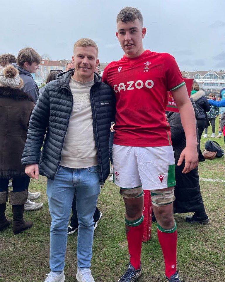 Congratulations to ex-pupil Luke Evans on winning his first Wales U18’s cap in today’s 31-24 win over Scotland. A superb achievement, especially as he is only U16’s age. 

Everyone at Dolau are very proud of you!