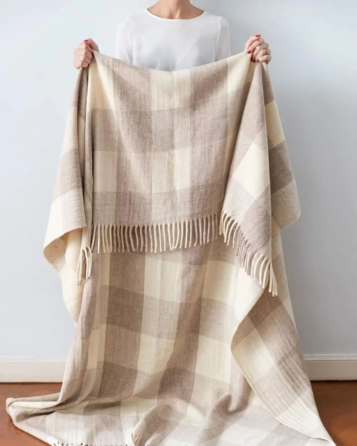 DelFinDelMundo4's tweet photo. Mantas de lana de llama y oveja
Mirá AQUÍ 👉 https://t.co/7toDRiyGLJ 
#manta #blanket #cobija #frazada #woolblanket #woolblankets #delfindelmundostore https://t.co/dtQIBDn9Dw