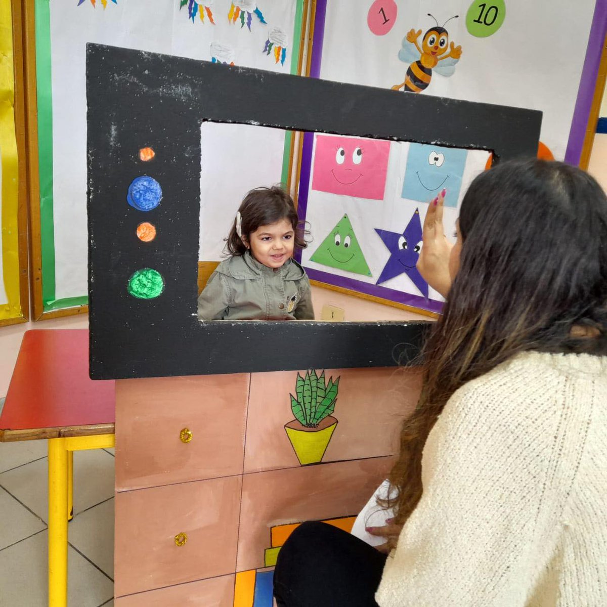 aya_sherbini's tweet photo. Welcome to @makdawhaschool, where the magic never stops💫and the adventure never ends🌟
#futurelearners #entranceexam2024
@FThaalby https://t.co/pKDyhfJwOy