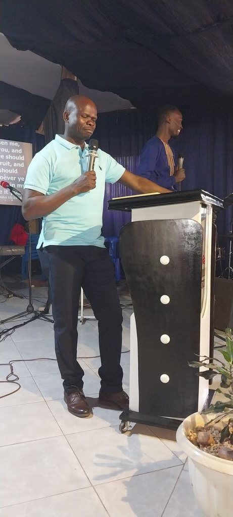Kyebaptistch's tweet photo. @Kyebaptistch "Pastor Samuel Davis Hiire spoke on the theme of, "A Spirit of Excellence" drawing from Daniel 6:3, Colossians 3"23 and John 15:16.# Sunday Sermon #Kyebando Baptist Church #Building on the rock Jesus Christ https://t.co/I8IABMoBgu