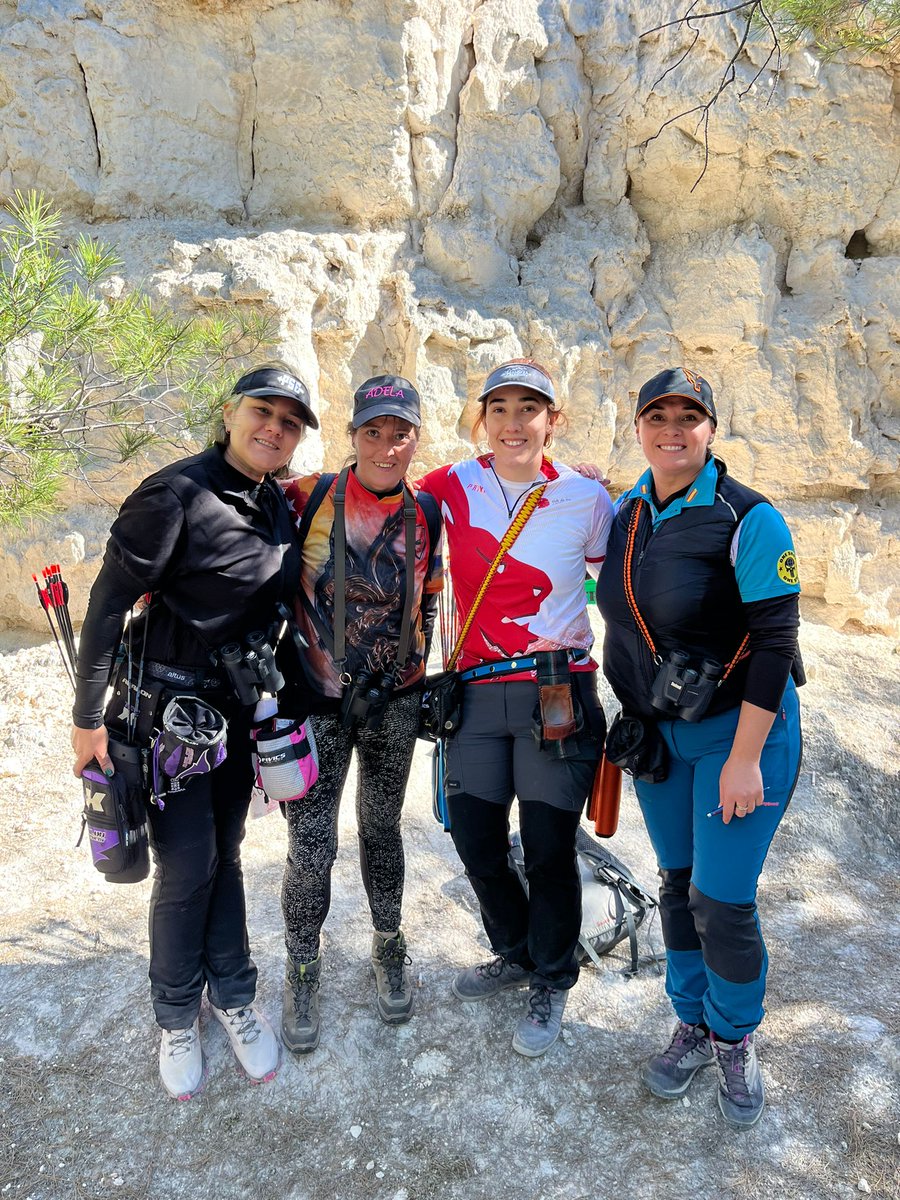 #3DRFETA23

Un fantástico día primaveral ha sido testigo de la 2J de la Liga Nacional RFETA de 3D en Yepes.

Las primeras deportistas clasificadas en casa división han sido:
COMPUESTO: Patricia Puente 
DESNUDO: Ana Cano
TRADICIONAL: Mihaela Tanasescu
LONGBOW: M. Luz Carrión
👇