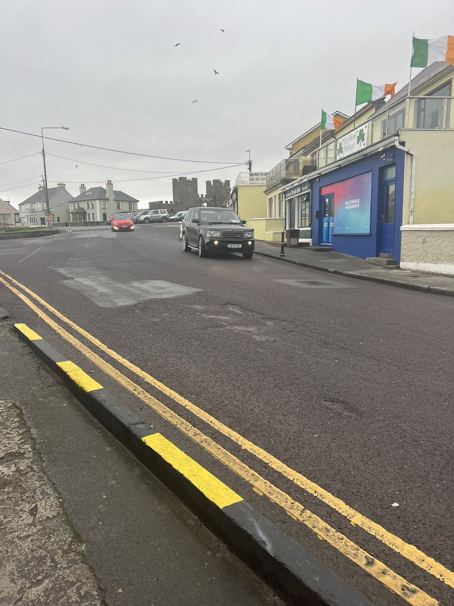 ccfcgirlnickla's tweet photo. #day78 #sirrodger #ballyheigue #patricksweekend #mothersday #100daysofwalking #ireland #kerry #19mar23 @NTBreakfast https://t.co/E5itRcgSH8