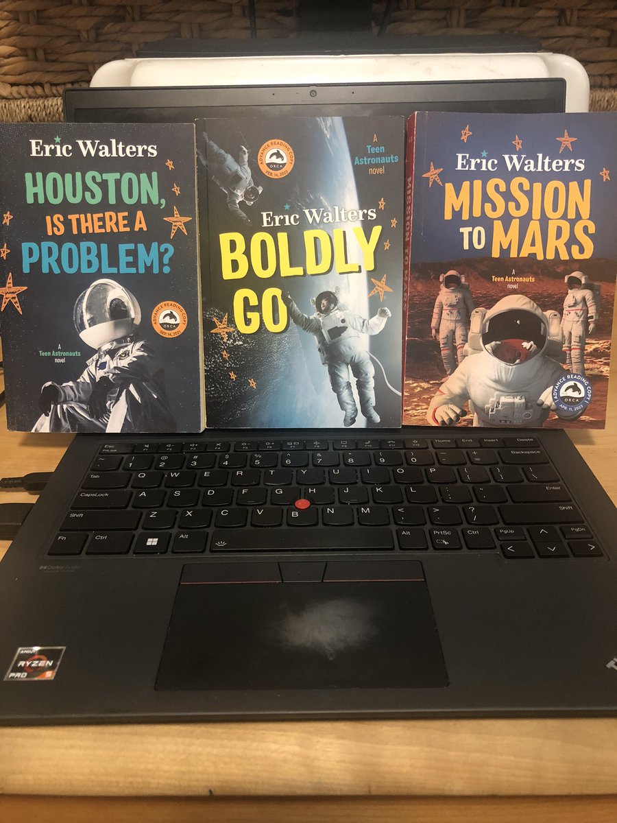 Retweet for a chance to win signed copies of all 3 ARCs of the Teen Astronaut Series - including the yet to be released 3rd book! @orcabook @CANSCAIP @CdnSchoolLibrar @ONLibraryAssoc @cbcbooks @kidsbookcentre @ForestofReading @RockyMtnBkAward @MyrcAward @WillowAwards