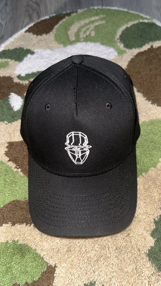 poligoonz's tweet photo. Giving away some G’HATS / Rules - show your goon &amp; RT- must own goon to claim.  No goon no gain 🥰 https://t.co/gFEbjiruBF