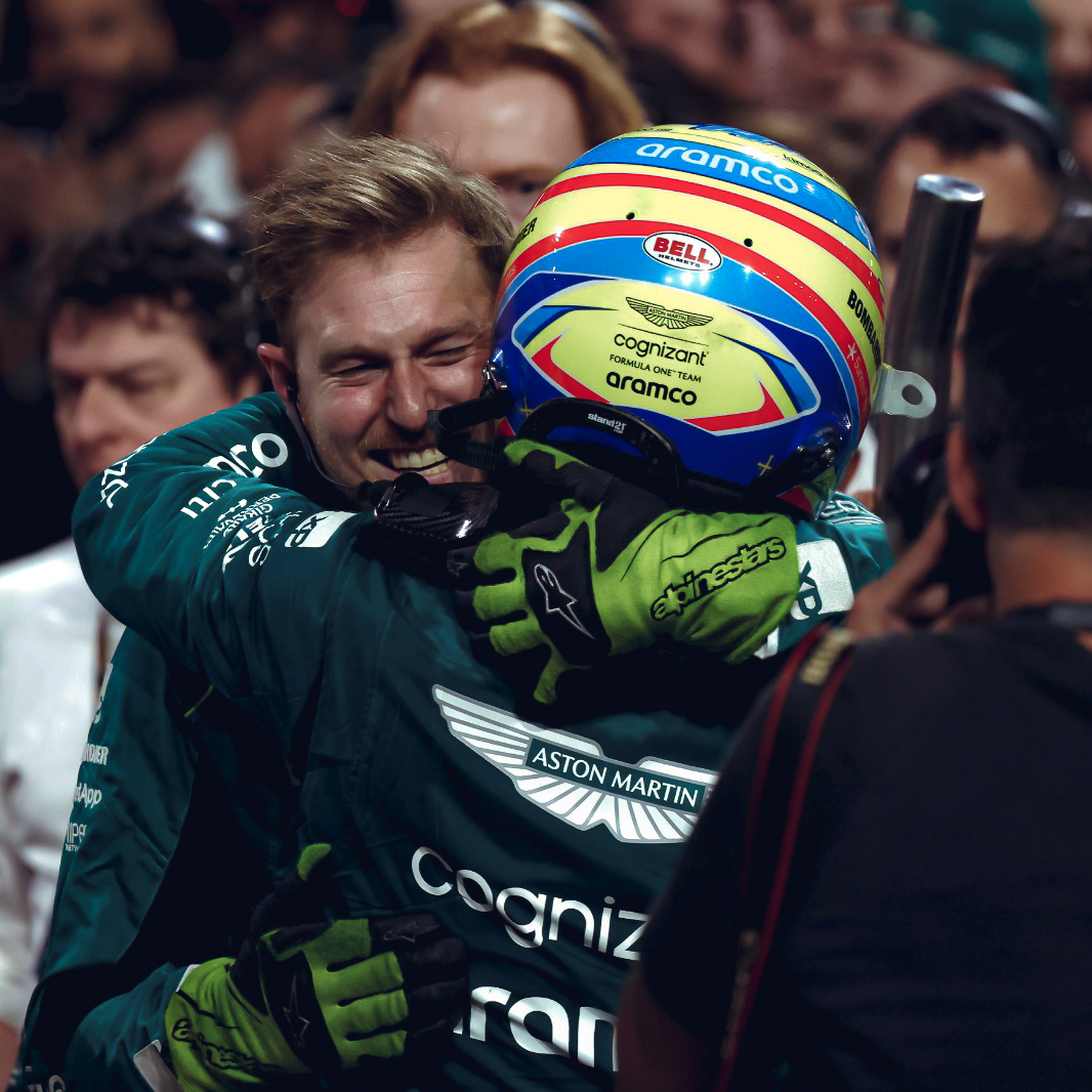 AstonMartinF1's tweet photo. Round of applause for @alo_oficial who brought the entertainment and great pace again today. 👏🏼

Thanks for your support again this weekend, team. 💚 https://t.co/Wihhi0NtEy