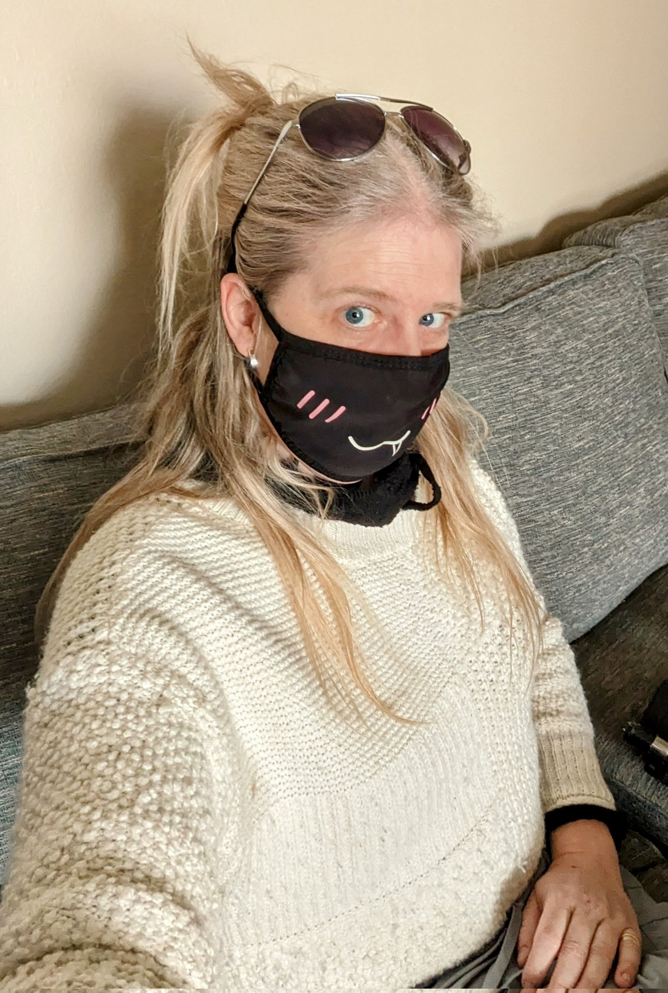 Ru 🐰 on Twitter: "Mama bun workin for a livin'. Idk how I do it either ...