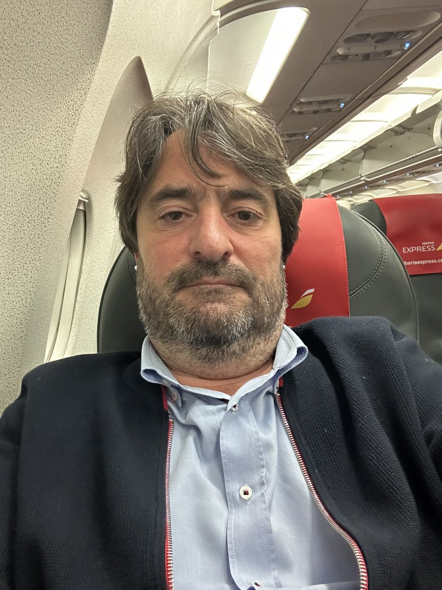 mgmoles's tweet photo. Comienzo temprano de la #Semana. 
Arrancamos viajes! Sevilla-Madrid-Bogota-CDMX-Bogota-Madrid-Sevilla.
Y no descartamos un Lima….
Hay que dar seguimiento cercano y acompañamiento a nuestro #equipazo de trabajo en #internacional 
#Horizonte25 #AddvalueEngineering https://t.co/1HVLEsgRRF