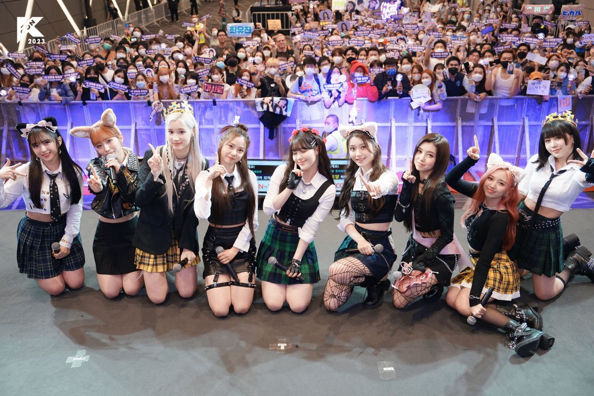 TeamStar9irls's tweet photo. (cont...)

7. Diggle x Kep1er Live + Ep1 + Shorts
8. SOHU Korea, Studio SS, &amp; AAA Interview
9. Life Chae Photo w/ CRAVITY &amp; Goodbye Malcarong clip
10. 16 Tiktoks
11. LKTV reacts to Kep1ayer Korean Jjimijibang &amp; Free Day #2 https://t.co/ARGBt9XJUh