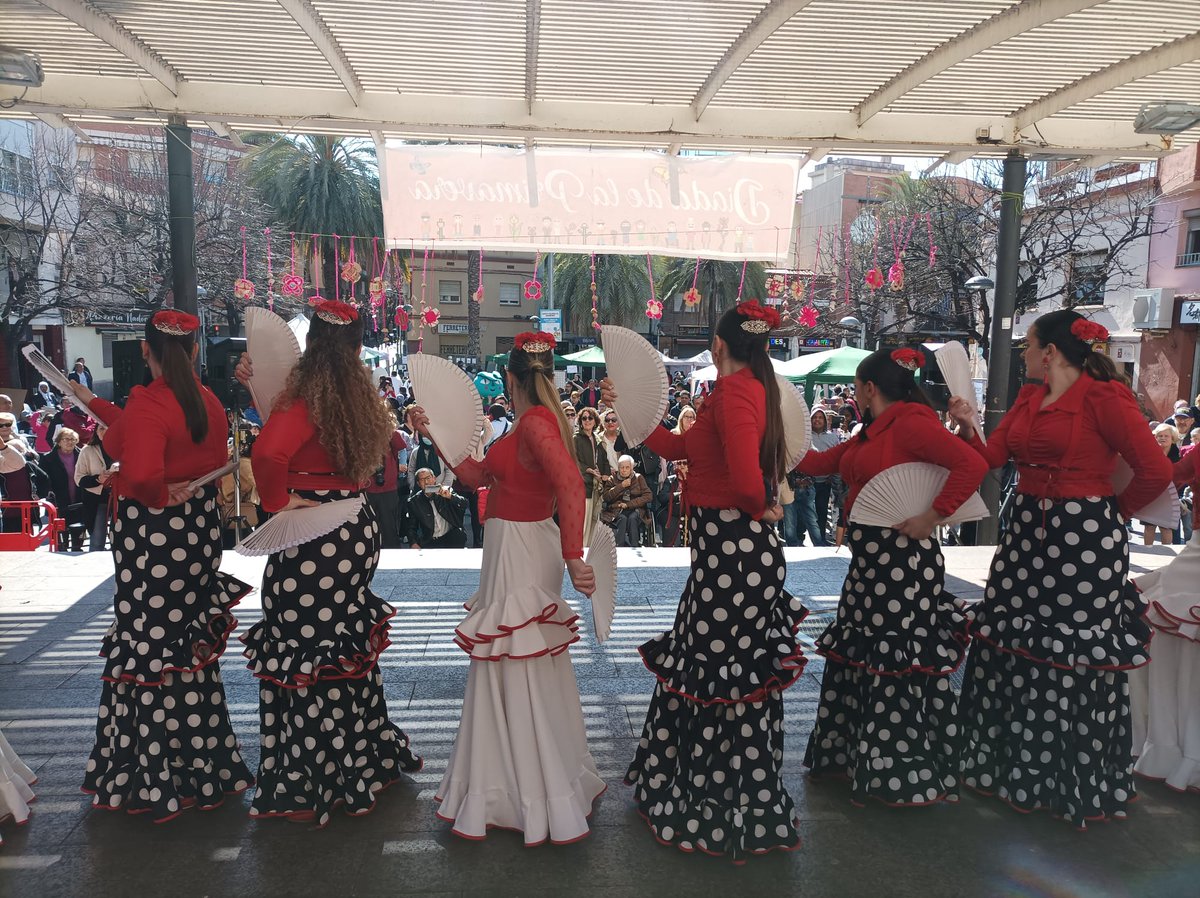 Acció Comunitària #santacoloma tweet media