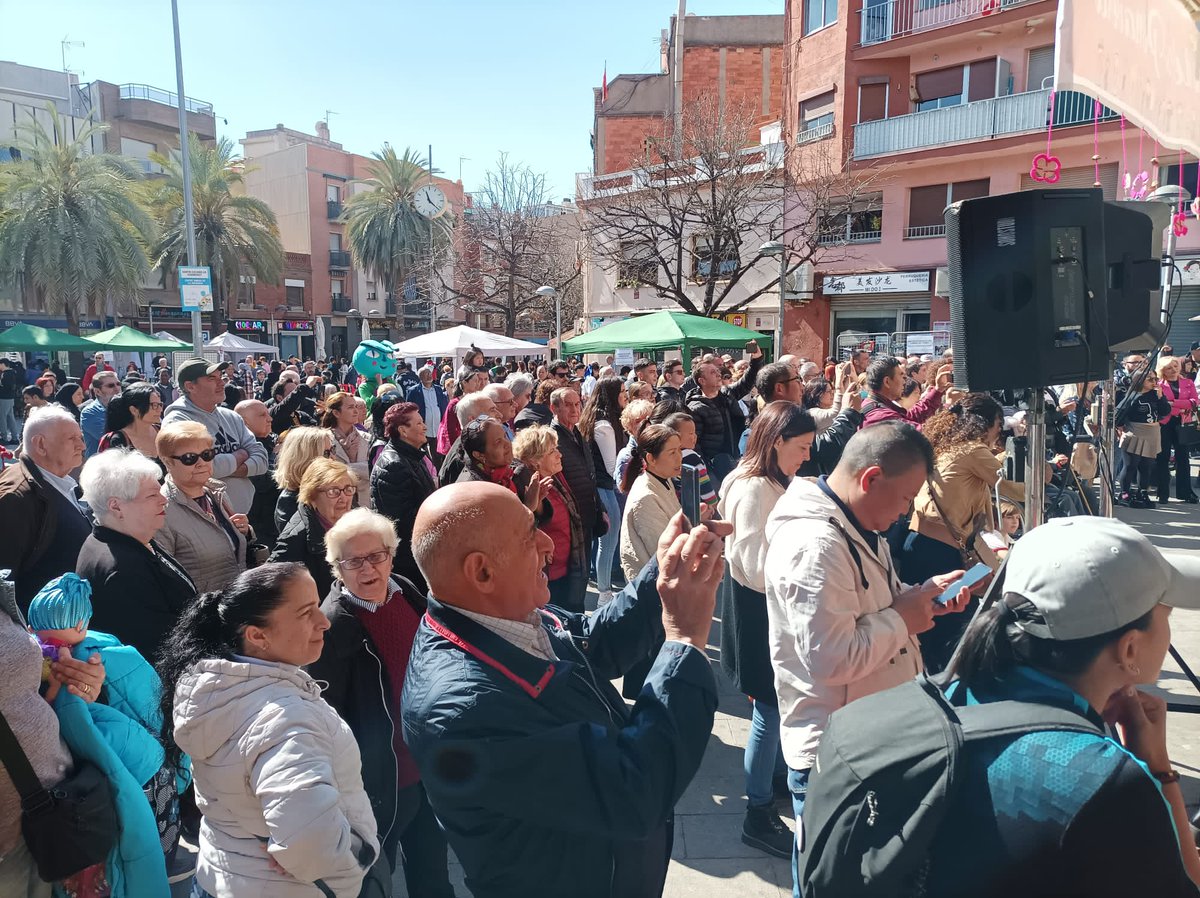 Acció Comunitària #santacoloma tweet media