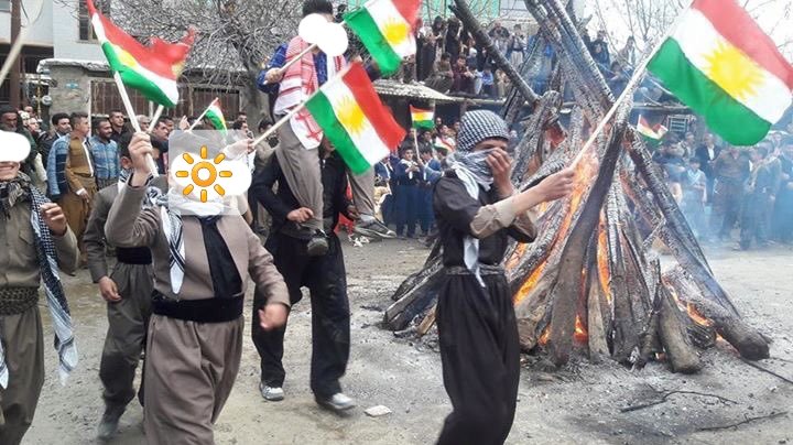 DrDarkbl's tweet photo. ئەمە سلێمانی نیە. ستۆکهۆڵم و کۆڵنیش نیە.
نەورۆزی شارە جوانەکەی مەریوانە.
#ژن_ژیان_ئازادی #کوردستان https://t.co/Ykhsd5udIR