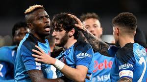 Succede raramente nel nostro campionato di vedere una squadra dominante in tutto, sul piano tattico, tecnico e fisico. Quando succede, si deve parlare di #capolavoro. 
Questo è il #Napoli, e non si vede come e chi in Italia possa fermarlo 🇮🇹 #TorNap 0:4