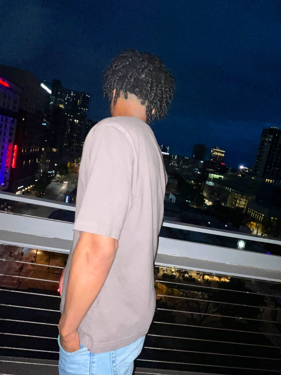 brueknows's tweet photo. #SXSW https://t.co/FbE8r1Y9lP