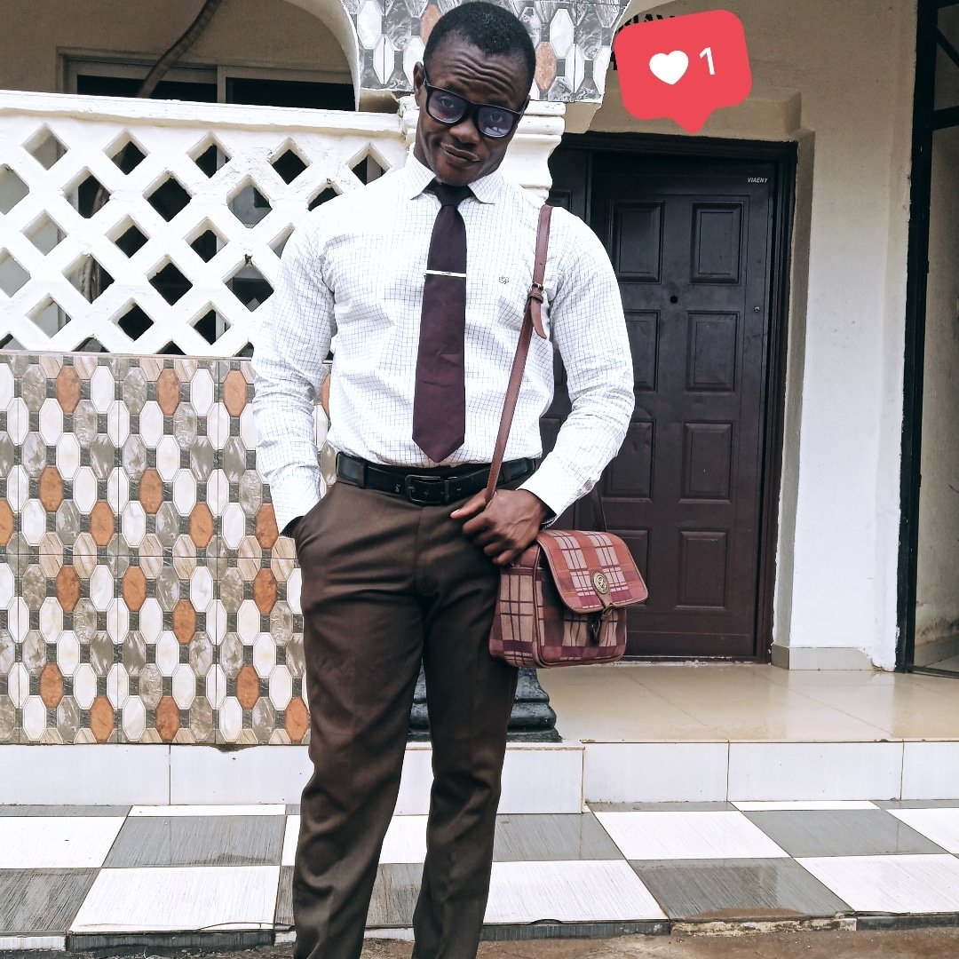 joyabsorber's tweet photo. One thing wey we dey sure of be say: Jehovah de see all the problem wey we de face and e care about us. #Jwfam https://t.co/qWaNeAyAjK