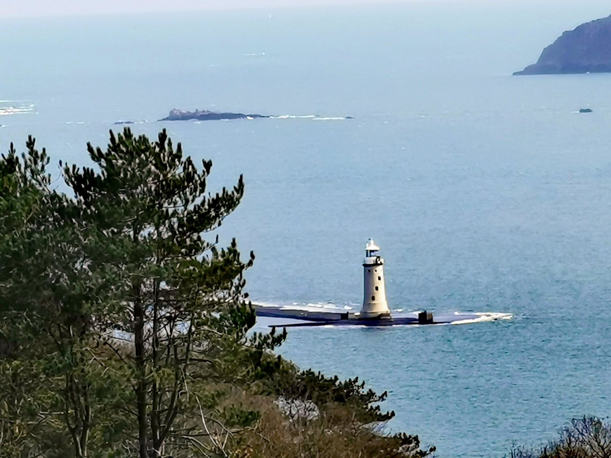JackieGMs66's tweet photo. Across the border #TorpointFerry #MakerChurch #MountEdgcumbe #Cornwall #MothersDay https://t.co/vAaAgoooOP