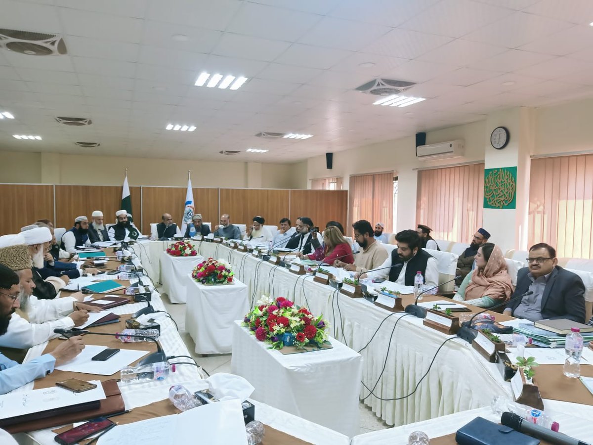 PJNPakistan's tweet photo. #PJN Team participated in meeting organized by Council of Islamic Ideology #CII on Transgender Persons (Protection of Rights) Act and shared their views to ensure equal protection and right to development of transgender. #LeaveNoOneBehind, #EqualProtectionforAll #TransLifeMatters https://t.co/M5nCe8pkhh