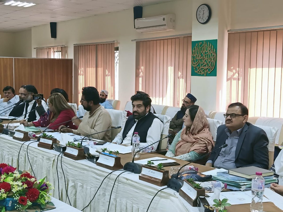 PJNPakistan's tweet photo. #PJN Team participated in meeting organized by Council of Islamic Ideology #CII on Transgender Persons (Protection of Rights) Act and shared their views to ensure equal protection and right to development of transgender. #LeaveNoOneBehind, #EqualProtectionforAll #TransLifeMatters https://t.co/M5nCe8pkhh