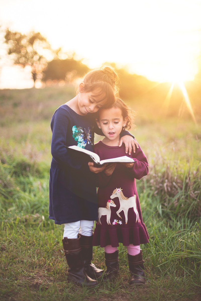 Did you know that reading to kids can improve their mental health? Choose books that promote diversity, inclusivity, and environmentalism &amp; it will benefit them for the rest of their lives!
#youandmebooks #readtokids #mentalhealth #naturekids #childrensbooks <a href="/amorisw/">Amoris Walker</a>
📸 <a href="/pixabay/">Pixabay</a>