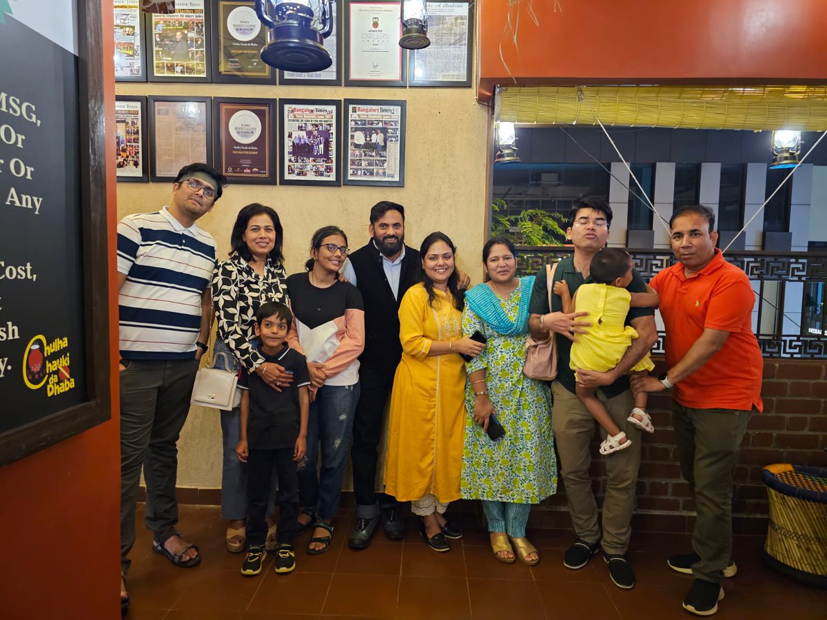 yaduvir's tweet photo. @rajeebroy @Dsr_84 wonderful evening... https://t.co/p4E1mKkG9D