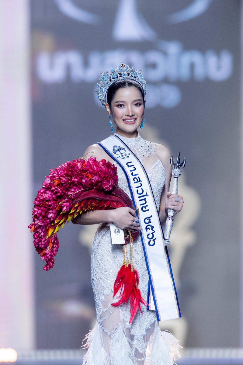 teammorchorr's tweet photo. CONGRATULATIONS!
นางสาวไทย ประจำปี 2566 
.
กานต์ ชนนิกานต์ สุพิทยาพร
นักศึกษาคณะเภสัชศาสตร์ มช.
.
ตัวแทนประเทศไทยไปประกวด Miss World 2023
.
#นางสาวไทย2566 #MissThailand2023 
#RoadToMissWorld2023 #ทีมมช https://t.co/lj32GgVnlb
