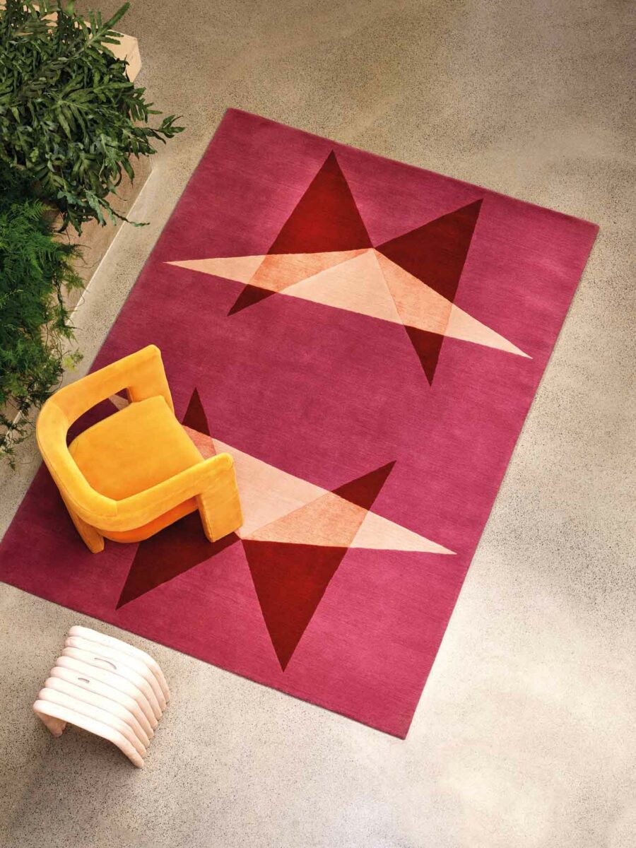 AestheticaMag's tweet photo. For over 20 years, @DeirdreDysonRug's iconic geometric carpets have crossed the boundaries of what might be considered “art” and “design”.
Now, she takes this approach a step further – launching an exhibition of paintings in London. Read more: https://t.co/0tGVFxc8Me https://t.co/JbLqfJHIMa