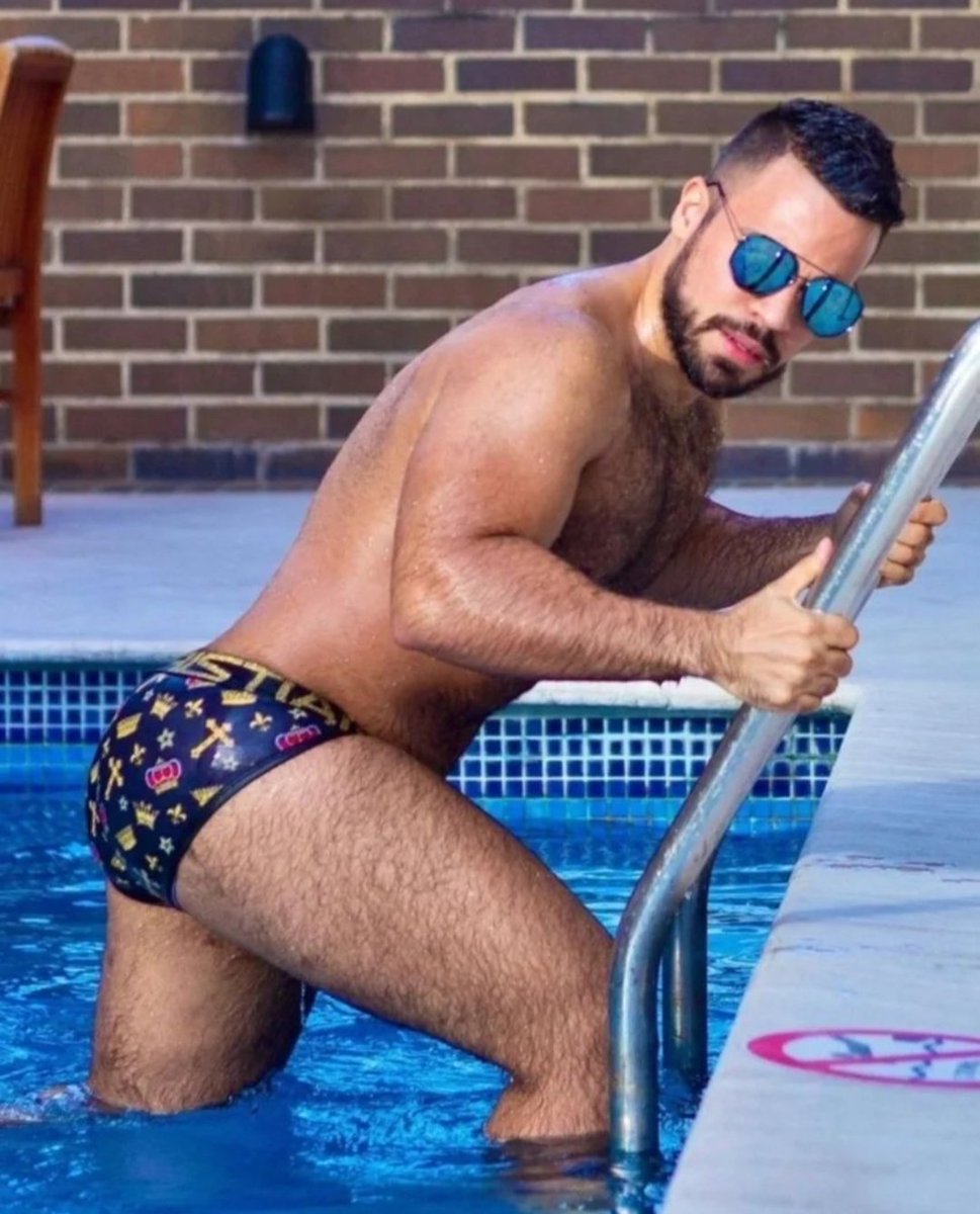 Adrian 🇻🇪
Post 062
MODEL🩲

Venezuelan hairy model, always tanned, likes to show us his beautiful face, his spectacular body and his amazing bulge. 😜

Posing with underwear <a href="/andrewchristian/">Andrew Christian</a>  

Follow &amp; enjoy:
<a href="/adrianveintidos/">adrianveintidos</a>

#sexymen #underwear #bulge #hotbulges #swimwear