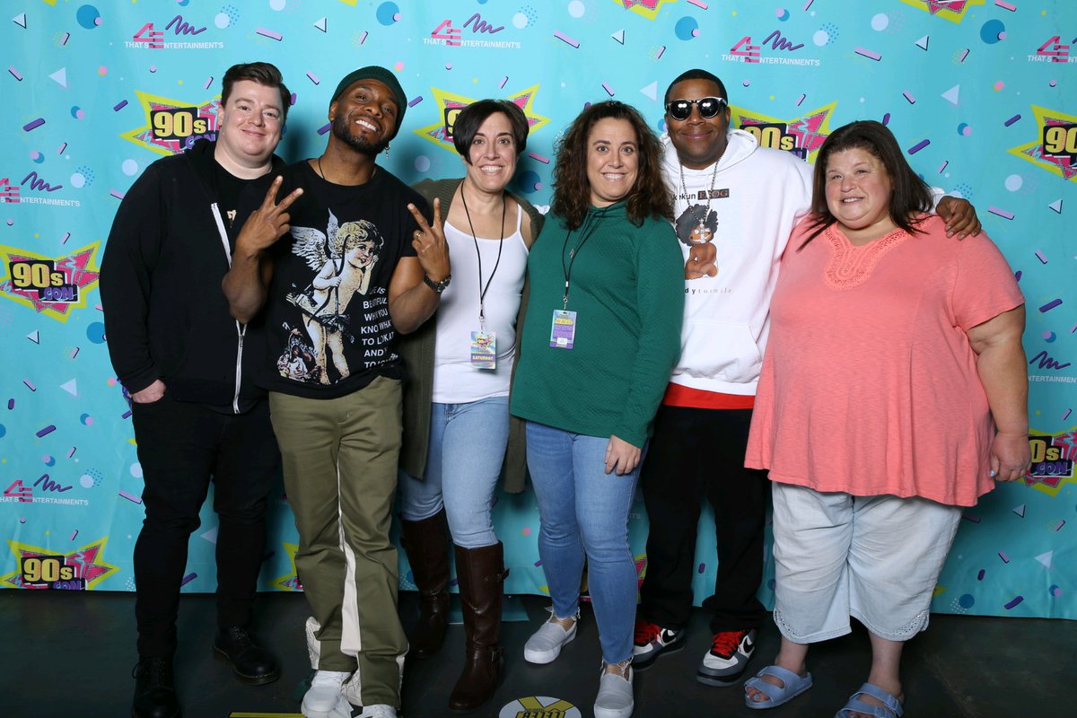 Slideaway81's tweet photo. #90scon was a blast! https://t.co/BFu0mqPzEC