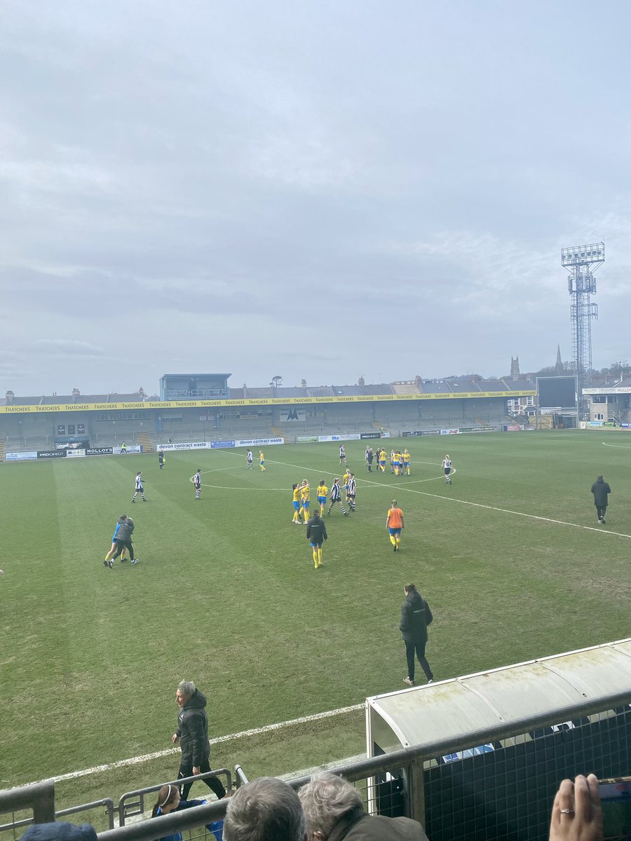 A big and impressive 2-1 win!💛💙
#tuwfc