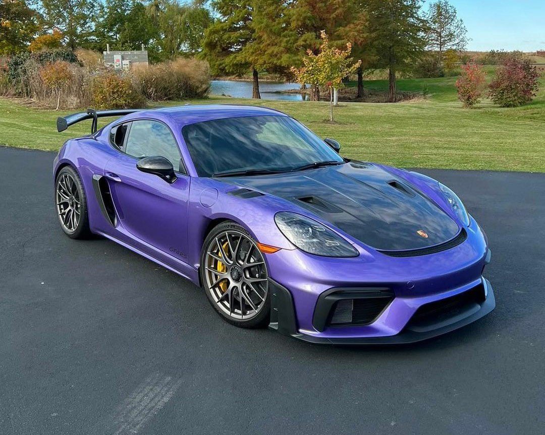 PorscheCIub's tweet image. Paint-to-Sample Viola Purple Metallic Cayman GT4 RS