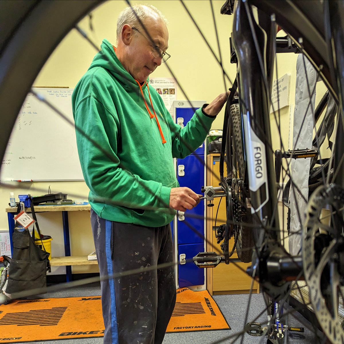 🛠️ Free #bike safety maintenance drop-in!

Every Wednesday from 22 March, <a href="/pedALLnewforest/">PEDALL</a> is opening the Community Hub, #Ashurst, for free bike safety checks and maintenance advice to help you keep safe &amp; enjoy the #NewForest sustainably.
10.30am-2.30pm

pedall.org.uk/ashurst-commun…