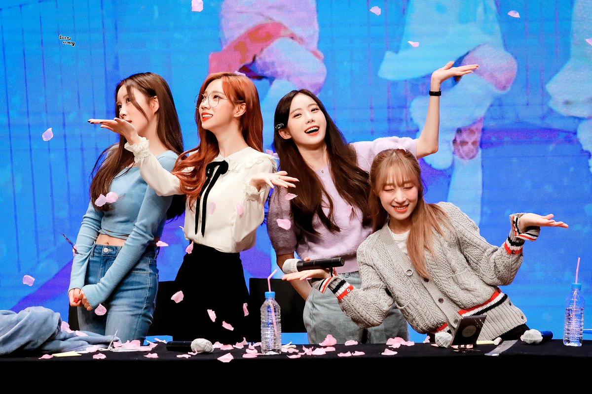 4seasons_LUDA's tweet photo. https://t.co/QqEtJfNBx7