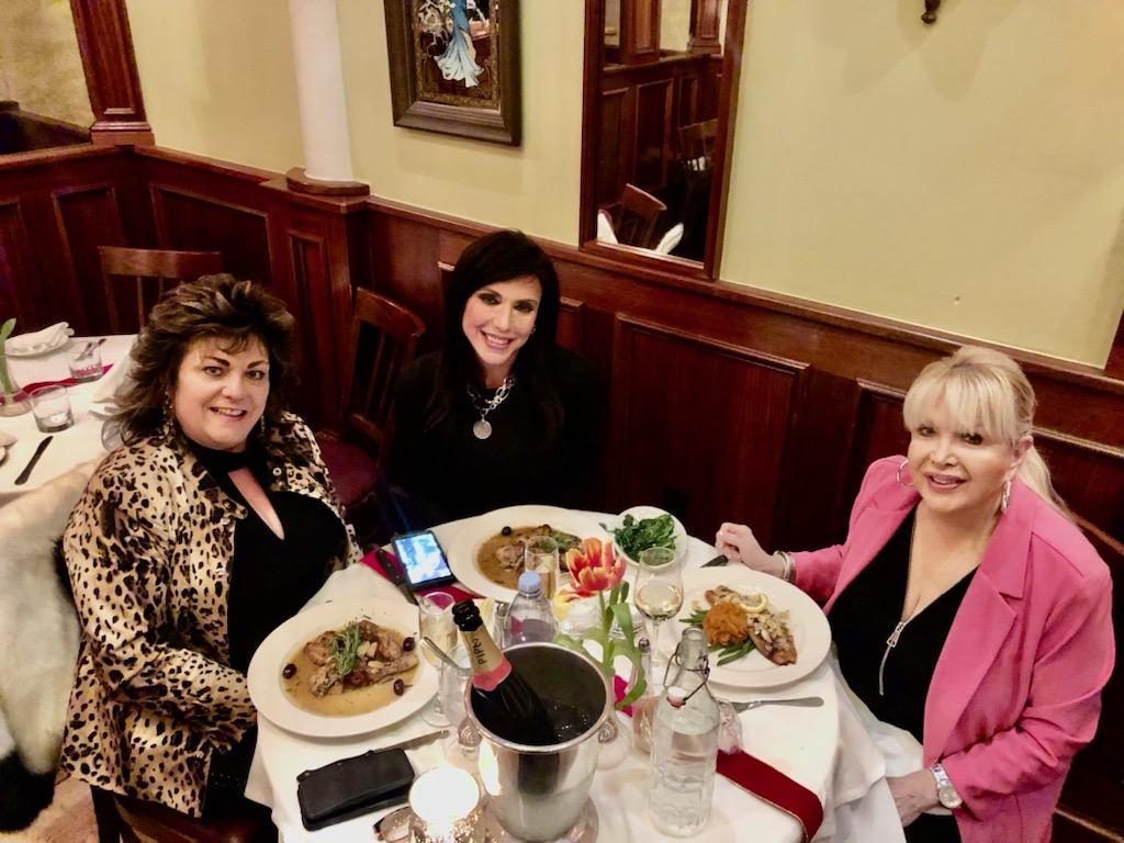 megfarrisWWL's tweet photo. Ran into lots of friends at the exquisite #StJosephsAltar at #Irenes restaurant in the French Quarter last night. I've never seen one this gorgeous! #fb https://t.co/6UZ9XIuqp1