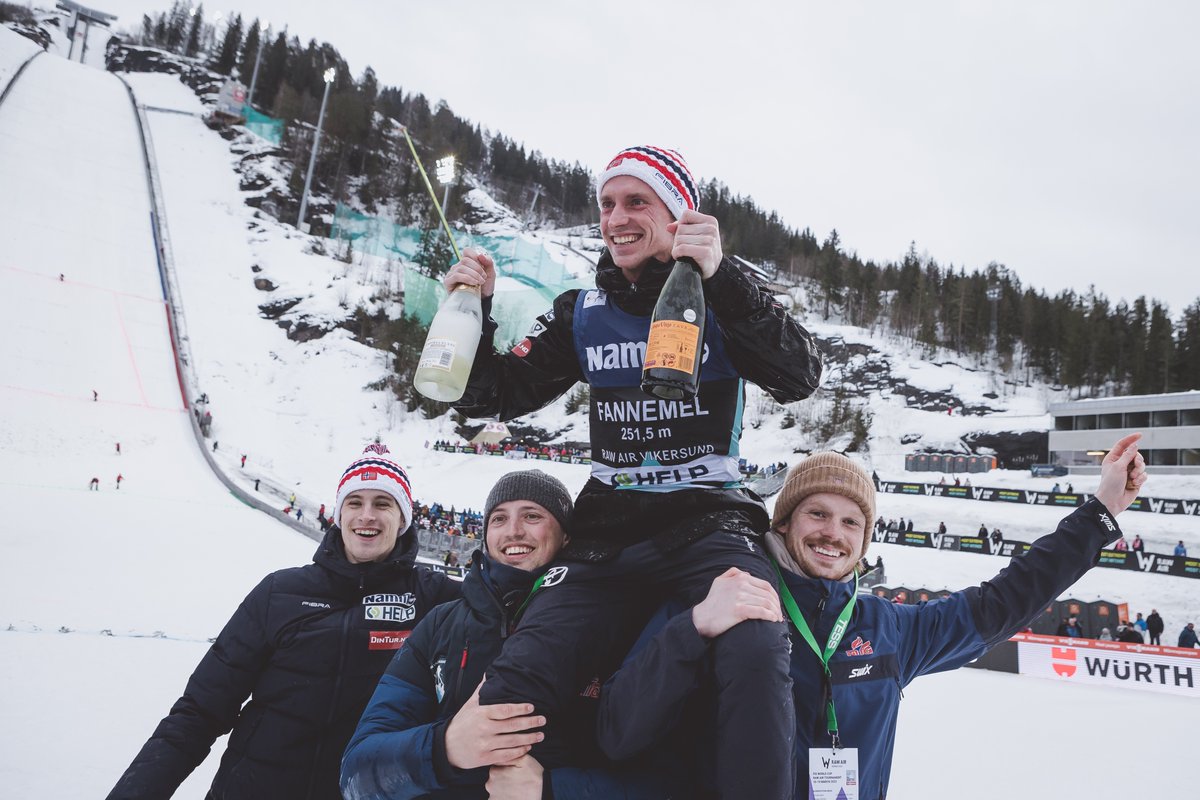 Viessmann FIS Ski Jumping World Cup tweet media