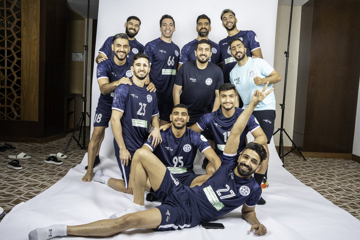 اتشرفت بتمثيل نادي النجمه واللعب لاحد افضل انديه اسيا والخليج و اتمني لهم التوفيق فيما هو قادم إن شاءالله 
كل الشكر للاعبين والجهاز الفني والاداره والجمهور المحترم ❤️🙏🏻
