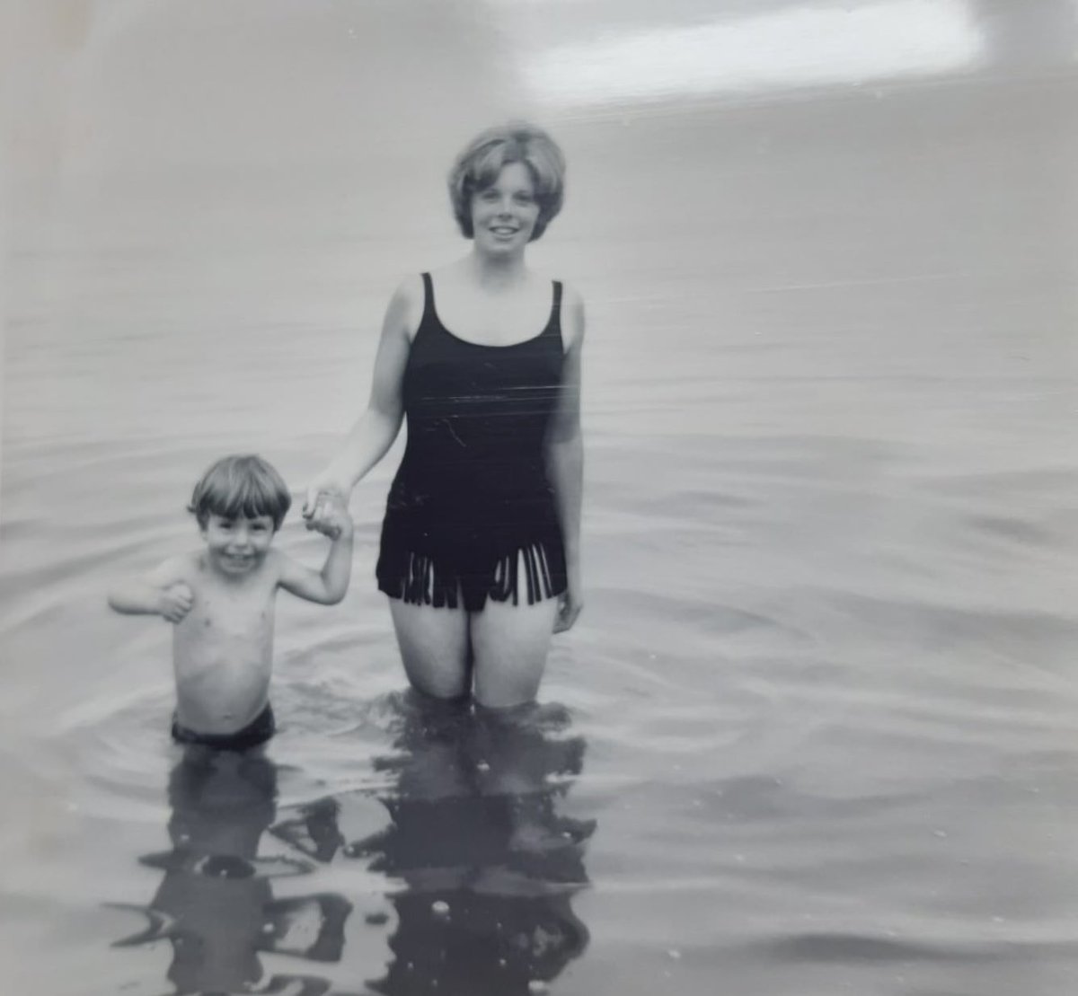 Tim Burgess tweet media