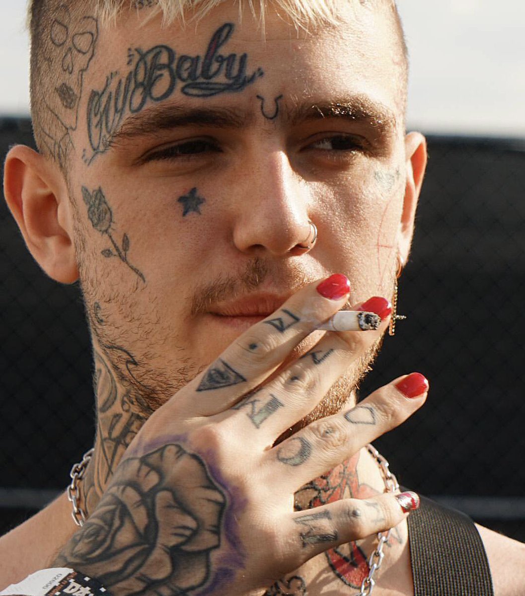 GETCAKEDlEYOUNG's tweet photo. Lil Peep by Adam DeGross ❤️ https://t.co/5KYHkv2jDB
