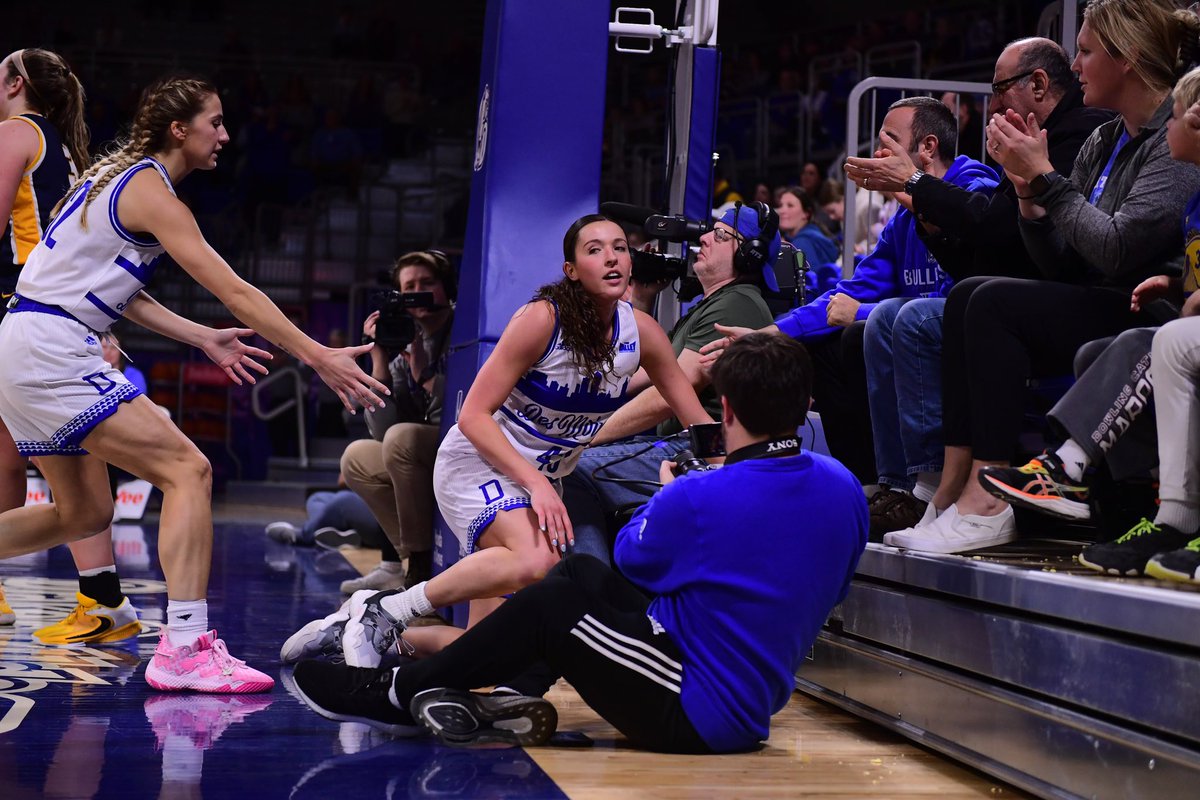 A true blessing to work a team I grew up watching <a href="/DrakeBulldogsMB/">Drake Basketball</a> <a href="/DrakeWBB/">Drake Women's Hoops</a>! I can’t thank this guy enough <a href="/Admire_OnAir/">Michael Admire</a>. You gave me the opportunity of a life time! <a href="/SamLozada/">Sam Lozada</a> Is such a great dude to work with and a beast wit the cam! And thank you coaches staffs! Go Dogs!