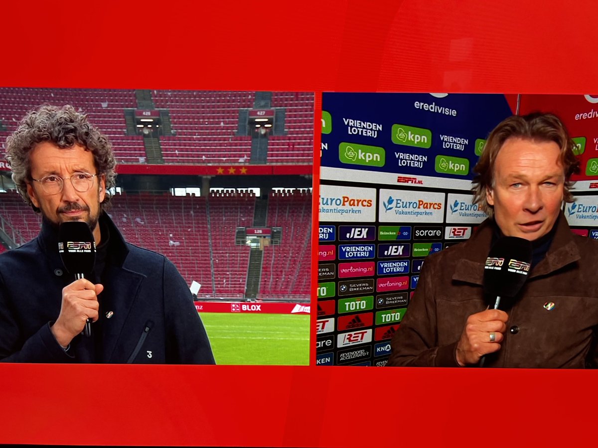 Maverino86's tweet photo. Wat lopen jullie nou door te zaneken over de gele kaart van Hartman. Laat dat aan de scheidsrechter over. #ajafey https://t.co/fQnex1eiDk