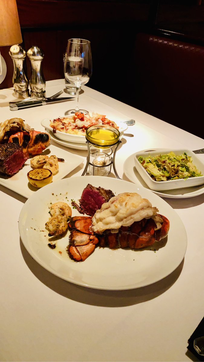 Headmistress06's tweet photo. Boujee Date night with @go_DIVAH is always a vibe ♥️ https://t.co/797O3hi4Gm