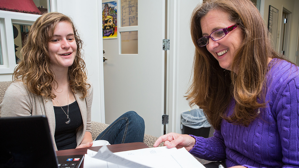 EastCarolina's tweet photo. #PirateProgram Spotlight: @ecustepp opens the door to a college education for students with learning disabilities.

The program features:
→ Mentor assistance 🧑‍🏫
→ Offers social/life-skills support 👥
→ Open to all majors 📚

Learn more ➡️ https://t.co/v9MJWeldJS https://t.co/8oYVNLT3lz